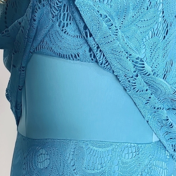 London Times Elegant Turquoise Lace Maxi-Dress, Size 12 - Picture 5 of 12